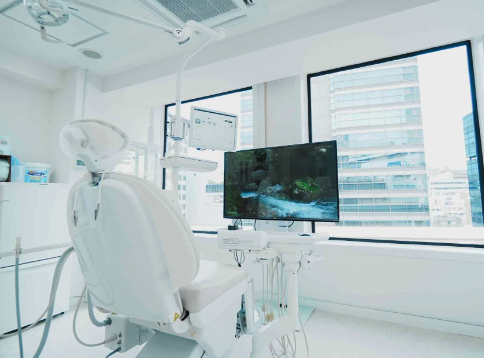 横浜西口 エキニア歯科・矯正歯科